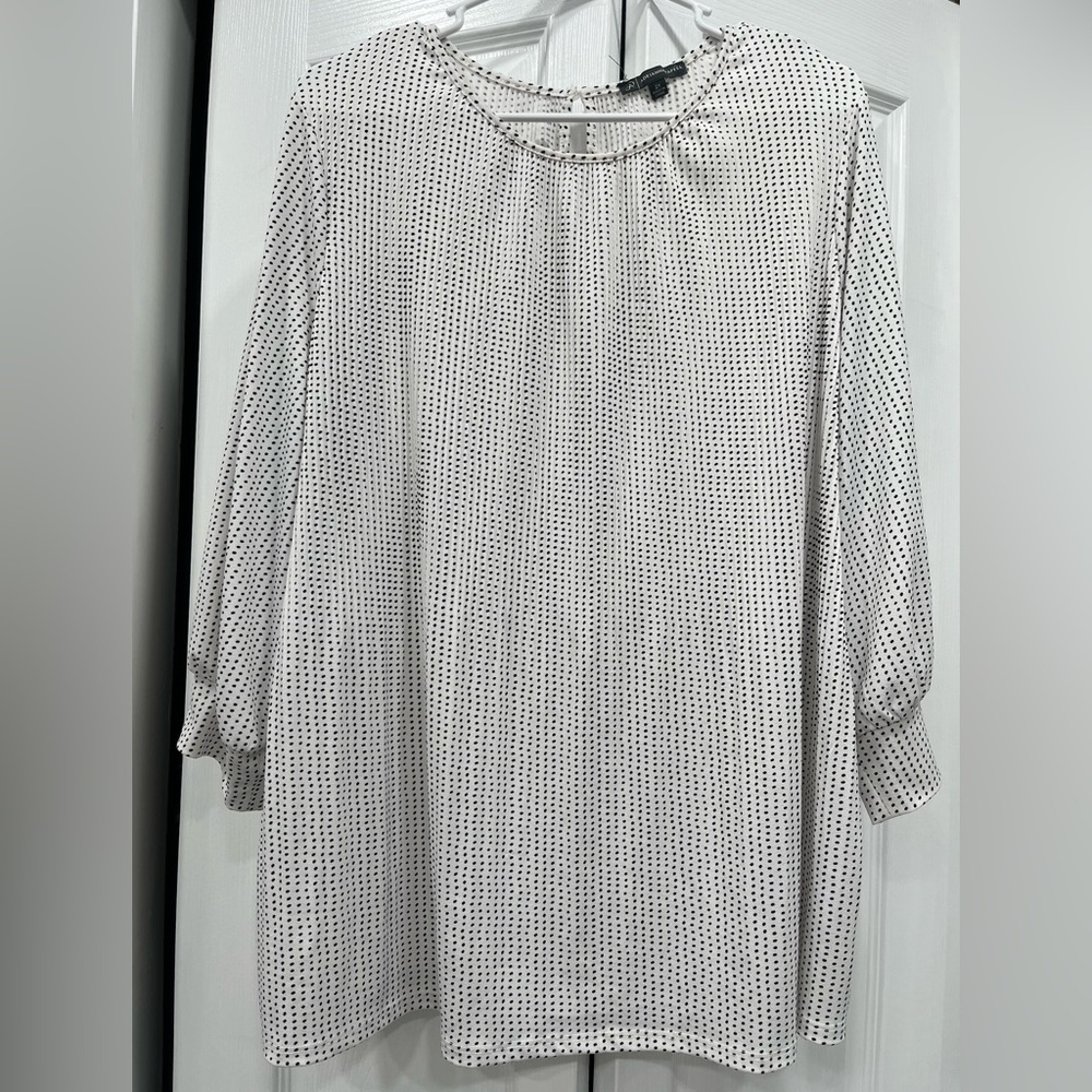 Adrianna Papell Black and White Blouse